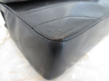 Load image into Gallery viewer, CHANEL V-Stitch single flap chain shoulder bag Lambskin Black  Shoulder bag 300090074