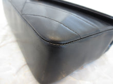 Load image into Gallery viewer, CHANEL V-Stitch single flap chain shoulder bag Lambskin Black  Shoulder bag 300090074