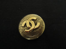Load image into Gallery viewer, CHANEL CC mark Brooch Gold Gold plate 300060099