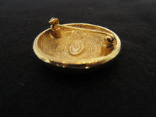 Load image into Gallery viewer, CHANEL CC mark Brooch Gold Gold plate 300060099