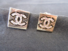 將圖片載入圖庫檢視器 CHANEL/シャネル ココマークラインストーンイヤリング ゴールド 金メッキ 300040004