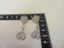 將圖片載入圖庫檢視器 Christian Dior/クリスチャンディオール ロゴピアス  銀メッキ  シルバー  ピアス  20070122