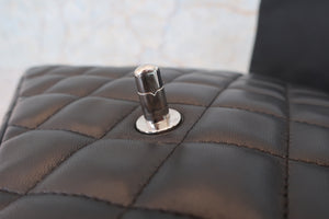 CHANEL/シャネル 中マトラッセシングルフラップチェーンショルダーバッグ ラムスキン ブラック/シルバー金具 ショルダーバッグ 700090027
