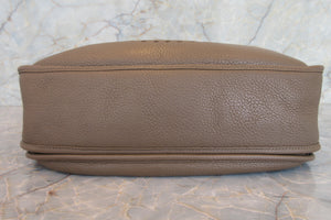 HERMES／エルメス エブリン3GM トリヨンクレマンス エトゥープ □P刻印 ショルダーバッグ 700030007