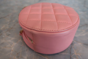 CHANEL/シャネル マトラッセラウンドチェーンショルダーバッグ ラムスキン ピンク/ゴールド金具 ショルダーバッグ 700090023
