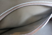 Load image into Gallery viewer, HERMES BIRKIN 25 Togo leather Etoupe gray D Engraving Hand bag 700060108

