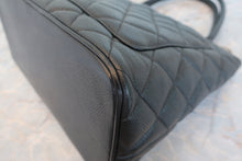 Load image into Gallery viewer, CHANEL Medallion Tote Caviar skin Black/Silver hadware Tote bag 800090071
