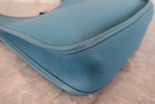 Load image into Gallery viewer, HERMES  EVELYNE1 GM Clemence leather Blue jean □I Engraving Shoulder bag 700120209
