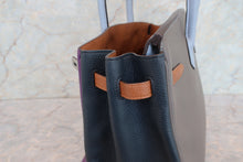 Load image into Gallery viewer, HERMES BIRKIN 35 Arlequin Clemence leather Ultravaiolet/Etain/Blue lin/Etoupe gray/Blue obscurs/Gold □Q Engraving Hand bag 700100062
