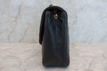 Load image into Gallery viewer, CHANEL Matelasse chain shoulder bag Lambskin Black/Gold hadware Shoulder bag 600110195
