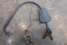 Load image into Gallery viewer, HERMES BIRKIN 35 Arlequin Clemence leather Ultravaiolet/Etain/Blue lin/Etoupe gray/Blue obscurs/Gold □Q Engraving Hand bag 700100062
