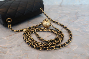 CHANEL/香奈儿 迷你CF 链条包 羊皮 Black/Gold hadware(黑色/金色金属) 肩背包 700070250