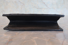 Load image into Gallery viewer, CHANEL Matelasse chain shoulder bag Lambskin Black/Gold hadware Shoulder bag 800080243
