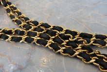 Load image into Gallery viewer, CHANEL Matelasse chain shoulder bag Lambskin Black/Gold hadware Shoulder bag 800080243
