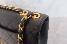 Load image into Gallery viewer, CHANEL Medium Matelasse single flap chain shoulder bag Lambskin Black/Gold hadware Shoulder bag 700120199
