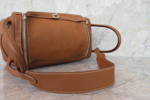HERMES／エルメス リンディ34 トリヨンクレマンス ゴールド □N刻印 ショルダーバッグ 700070018