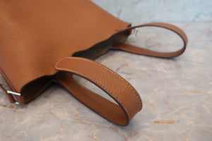 HERMES PICOTIN LOCK PM Clemence leather Gold □P刻印 Hand bag 700050065