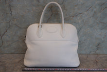 画像をギャラリービューアに読み込む, HERMES／エルメス ボリード35 トリヨンクレマンス ホワイト □H刻印 ショルダーバッグ 700100055
