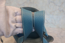 画像をギャラリービューアに読み込む, HERMES／エルメス ピコタンロックＭＭ トリヨンクレマンス ブルージーン □P刻印 ハンドバッグ 800020059
