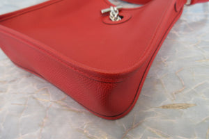 HERMES／エルメス ヴェスパＴＰＭ ヴォーエプソン ヴァーミリオン □H刻印 ショルダーバッグ 700070055