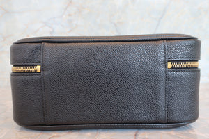 CHANEL/シャネル ココマーク2WAYバニティ キャビアスキン ブラック/ゴールド金具 バニティ 700070261