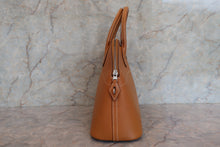 Load image into Gallery viewer, HERMES  BOLIDE 31 Box carf leather Natural □O Engraving Shoulder bag 700100041
