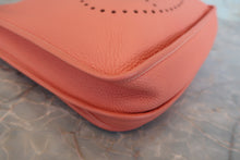 將圖片載入圖庫檢視器 HERMES／エルメス エブリン3ＰＭ トリヨンクレマンス クレヴェット □Q刻印 ショルダーバッグ 800040145
