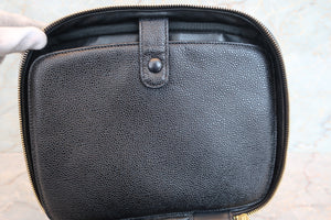 CHANEL/シャネル ココマーク2WAYバニティ キャビアスキン ブラック/ゴールド金具 バニティ 700070261