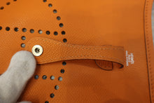 画像をギャラリービューアに読み込む, HERMES／エルメス エブリンTPM ヴォーエプソン オレンジ □H刻印 ショルダーバッグ 800060093
