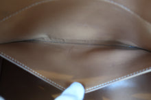 Load image into Gallery viewer, HERMES  BOLIDE 31 Box carf leather Natural □O Engraving Shoulder bag 700100041
