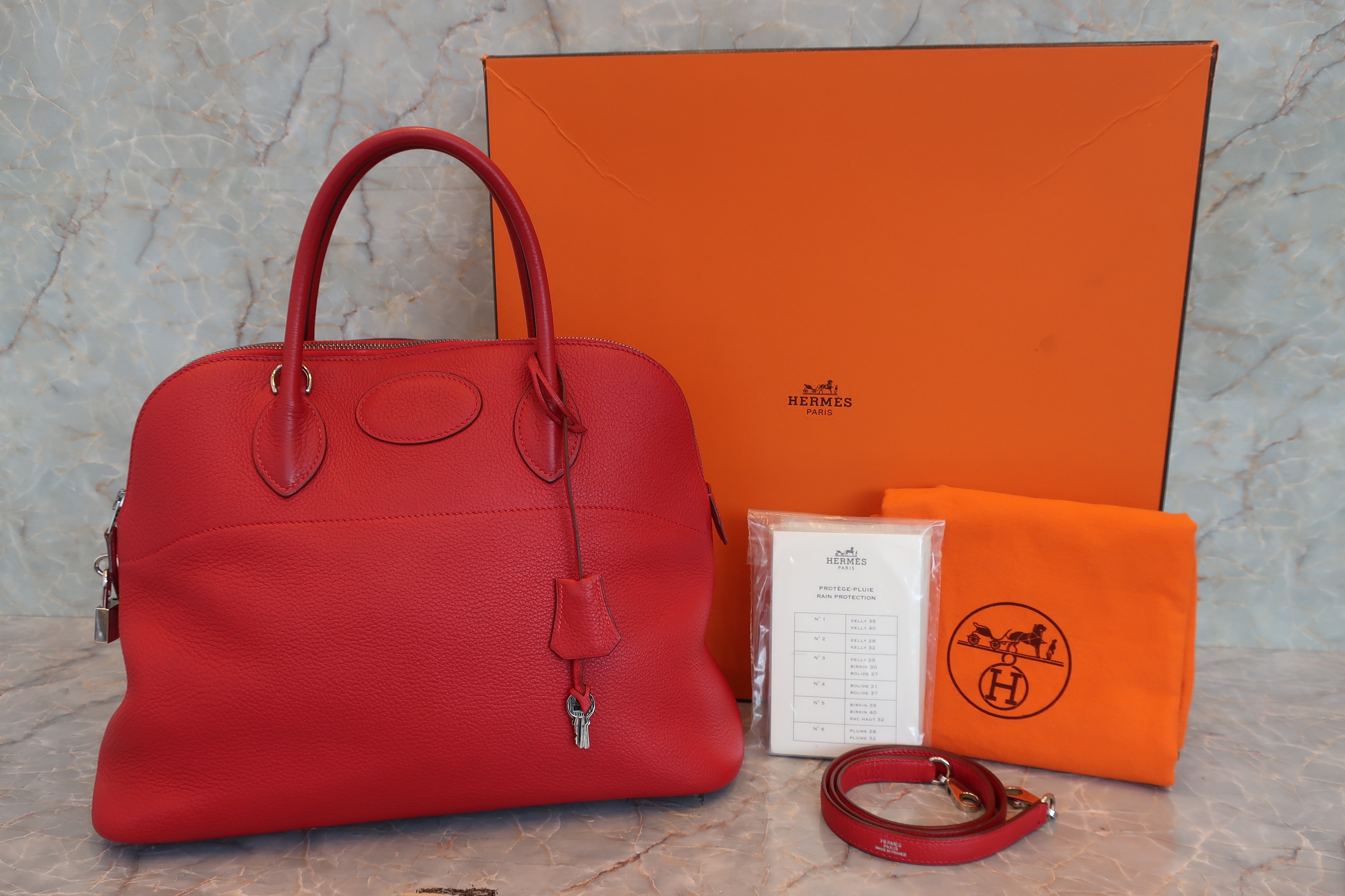 【落ち着いたcolorで長く持てる♡】HERMES ハンドバッグ 落ち着いた色♡】HERMES ピコタンロック 18 バッグ (HERMES