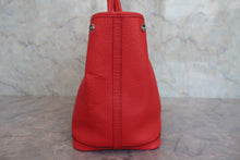 Load image into Gallery viewer, HERMES  GARDEN PARTY PM Country leather Rouge casaque X Engraving Tote bag 800040141
