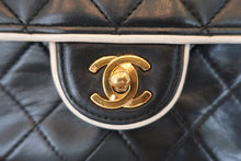 Load image into Gallery viewer, CHANEL Mini Matelasse chain shoulder bag Lambskin Black/White/Gold hadware Shoulder bag 800080235

