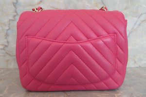 CHANEL/シャネル Vステッチチェーンショルダーバッグ ラムスキン ピンク/ゴールド金具 ショルダーバッグ 700050123
