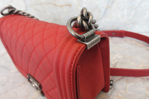 CHANEL/シャネル ボーイシャネルチェーンショルダーバッグ ソフトキャビアスキン レッド/シルバー金具 ショルダーバッグ 700070069