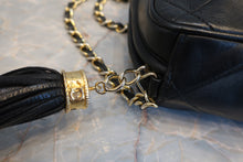 Load image into Gallery viewer, CHANEL CC mark fringe chain shoulder bag Lambskin Black/Gold hadware Shoulder bag 600110183
