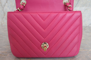 CHANEL/シャネル Vステッチチェーンショルダーバッグ ラムスキン ピンク/ゴールド金具 ショルダーバッグ 700050123