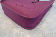 将图片加载到图库查看器，HERMES EVELYNE TPM Clemence leather Anemone Y刻印 Shoulder bag 800080012
