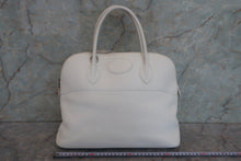 Load image into Gallery viewer, HERMES BOLIDE 35 Clemence leather White □J Engraving Hand bag 700100052
