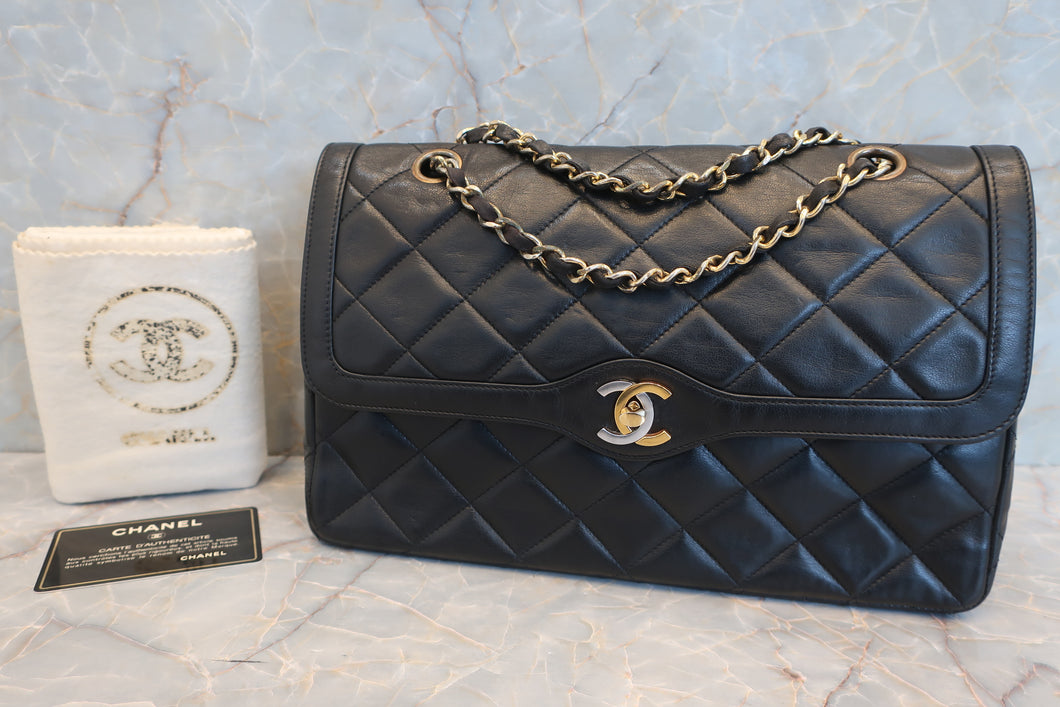 CHANEL Paris Limited Matelasse double flap chain shoulder bag Lambskin Black/Gold hadware Shoulder bag 600110101