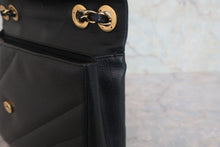 Load image into Gallery viewer, CHANEL  Bias stitch chain shoulder bag Caviar skin Black/Gold hadware Shoulder bag 800030067
