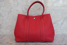 将图片加载到图库查看器，HERMES GARDEN PARTY PM Negonda leather Rouge casaque □P刻印 Tote bag 600080033
