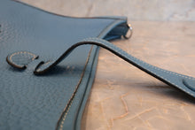 画像をギャラリービューアに読み込む, HERMES／エルメス エブリン2ＰＭ トリヨンクレマンス ブルージーン □H刻印 ショルダーバッグ 700110093
