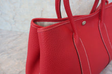 将图片加载到图库查看器，HERMES GARDEN PARTY PM Negonda leather Rouge casaque □P刻印 Tote bag 600080033
