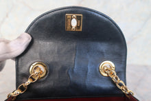 Load image into Gallery viewer, CHANEL Matelasse chain shoulder bag Lambskin Black/Gold hadware Shoulder bag 700120217
