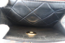 Load image into Gallery viewer, CHANEL Matelasse chain shoulder bag Lambskin Black/Gold hadware Shoulder bag 700120217
