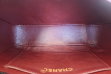 Load image into Gallery viewer, CHANEL Matelasse chain shoulder bag Lambskin Black/Gold hadware Shoulder bag 700120217
