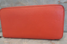 Load image into Gallery viewer, HERMES Azapp Long Silkin Epsom leather/Silk Rose jaipur T Engraving Wallet 500110136
