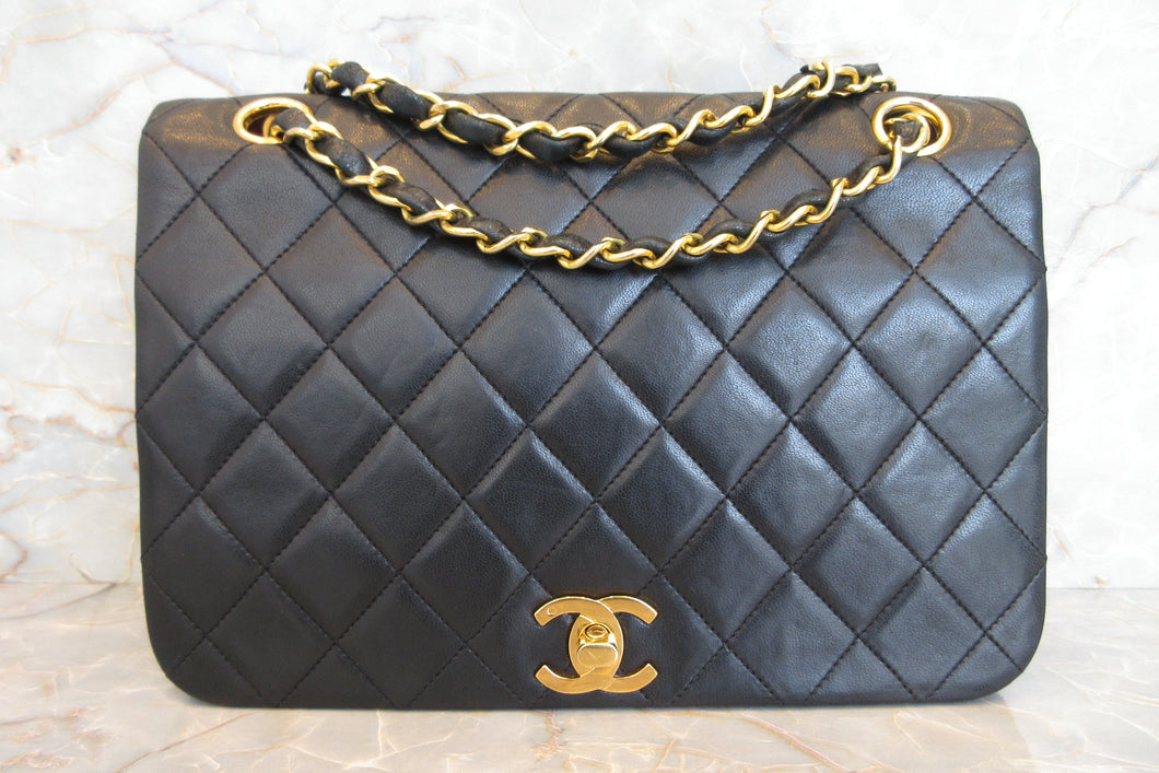 CHANEL/シャネル マトラッセチェーンショルダーバッグ ラムスキン ブラック/ゴールド金具 ショルダーバッグ 700010057