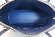 Load image into Gallery viewer, HERMES／BOLIDE 27 Chevre myzore goatskim Blue brighton □J Engraving Shoulder bag 800060148
